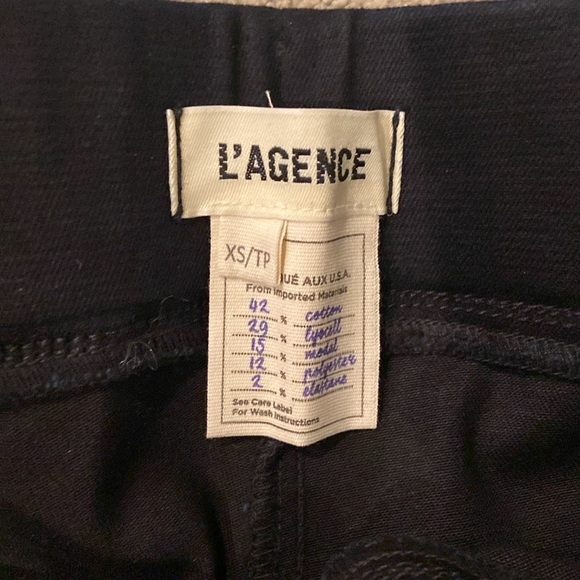 NWOT L’agence coated pull on pants.  Black.  Size XS. - Picture 3 of 6
